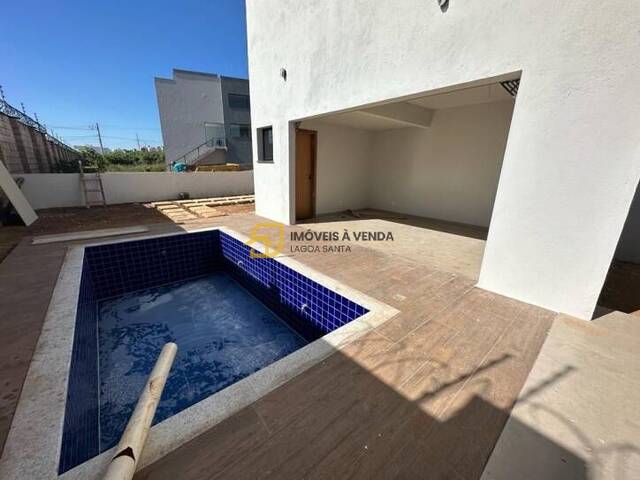 Casa para Venda em Vespasiano - 2