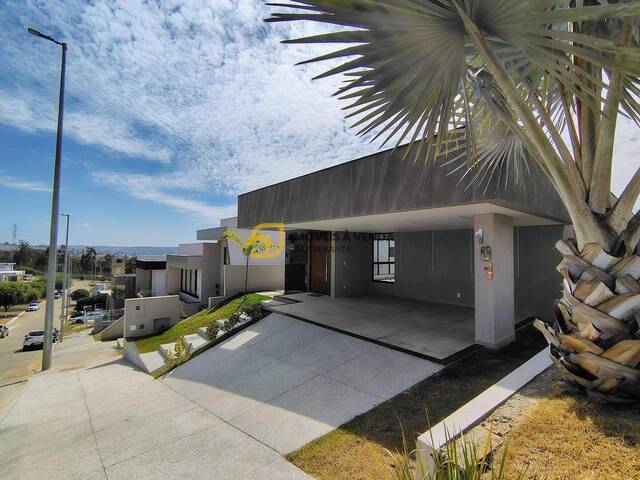 #1669 - Casa em condomínio para Venda em Vespasiano - MG