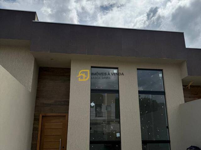 #1709 - Casa para Venda em Pedro Leopoldo - MG